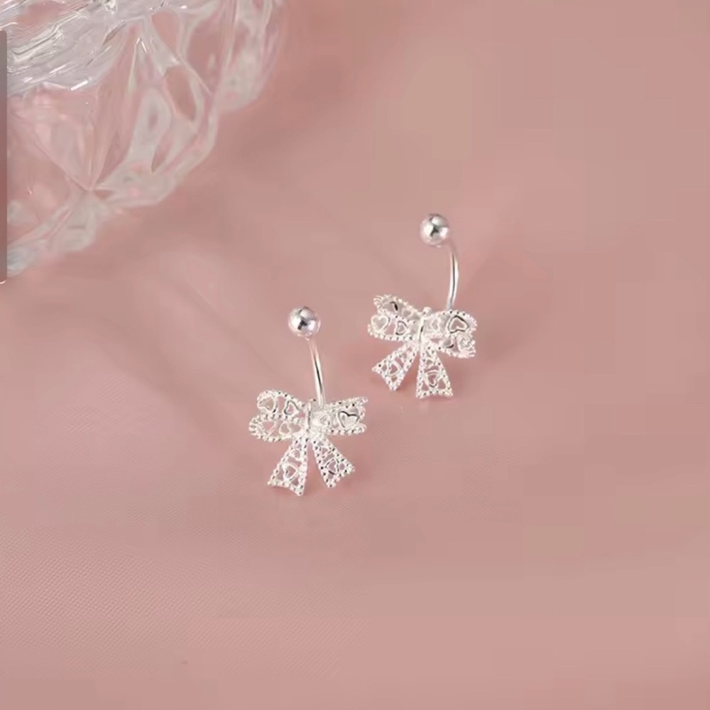 S925 Real Silver Lace Heart Hollow Bow Screw Buckle Puncture Stud Earrings. . - Picture 5 of 6